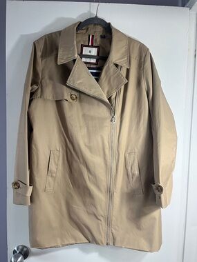 Tommy Hilfiger Khaki Trench Coat